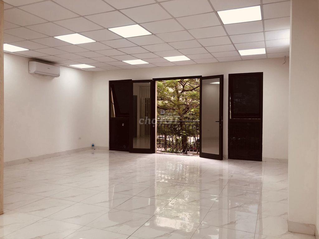Cho thuê tầng 4 của nhà VP tại 102 Nguyễn Thanh Bình