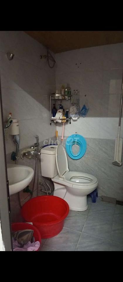 Bán nhà cấp 4,34m2 có 890tr tại dương nội Hà Đông ô tô đỗ cửa không QH