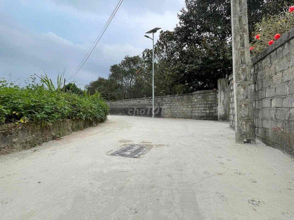 Cần bán 135m2 sát KCN Phú Sơn, Lương Sơn, Phú Thọ, nhỉnh 1 tỷ