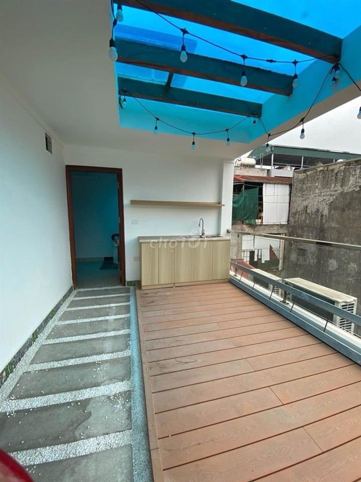 8,5 tỷ, 40m2, 4 tầng, ô tô vào nhà, không dính quy hoạch