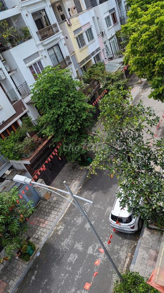 Chính Chủ Bán Nhà Liền Kề Văn Phú Hà Đông – Giá Đầu Tư