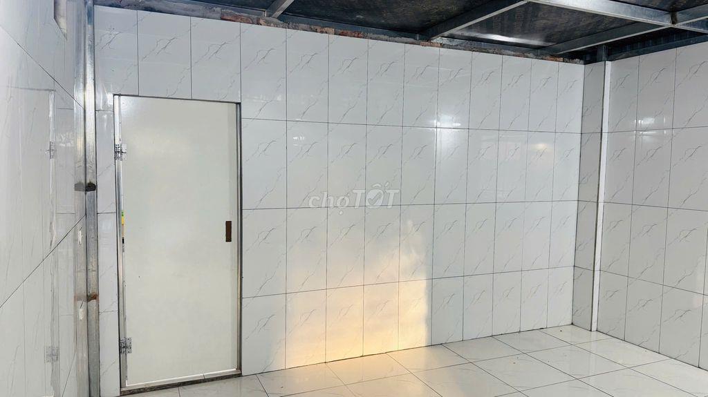 Cho thuê nhà ở có chỗ để xe ô tô rộng