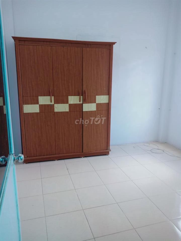 Chính chủ cho thuê nhà 3 tầng