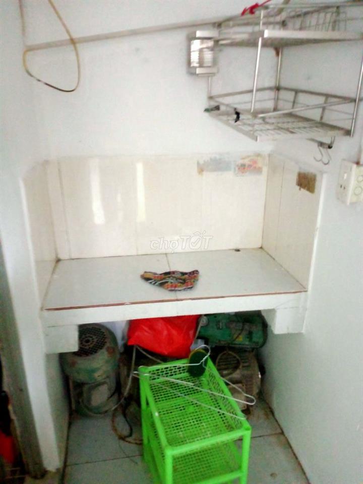 Có phòng 20m2 khép kín có gác xép