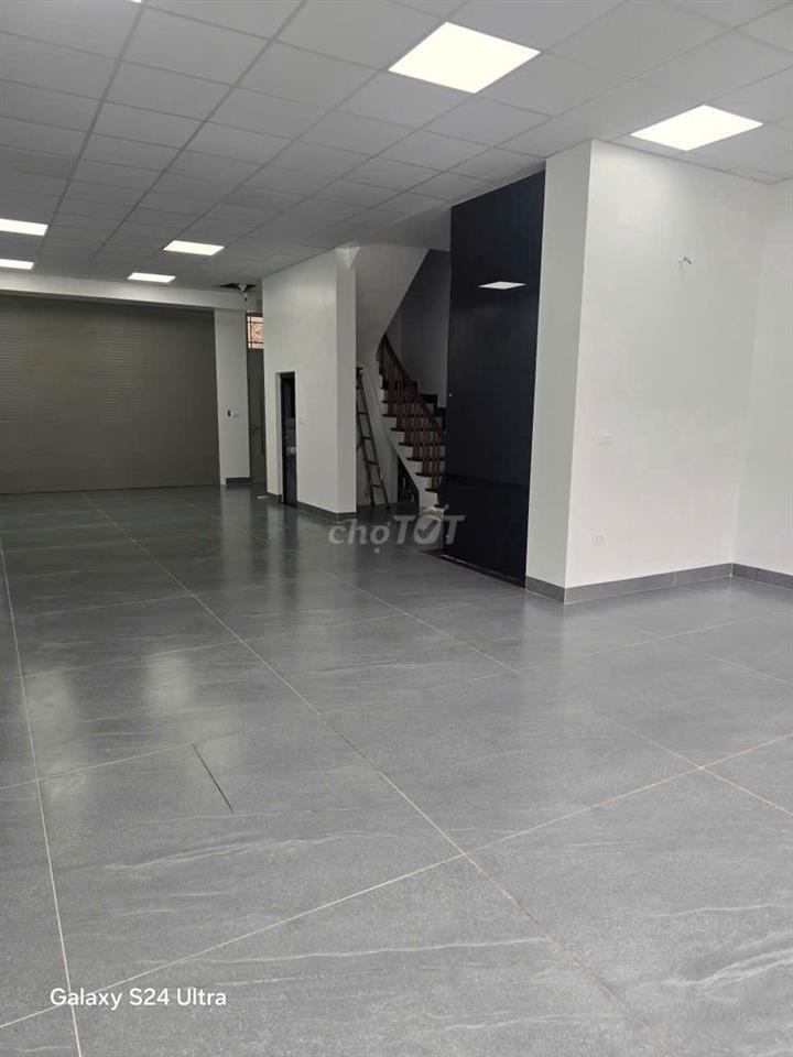 Cho thuê biệt thự 91m2, gần 700m2 sàn tại TT2-3 Khu C Him Lam Vạn Phúc
