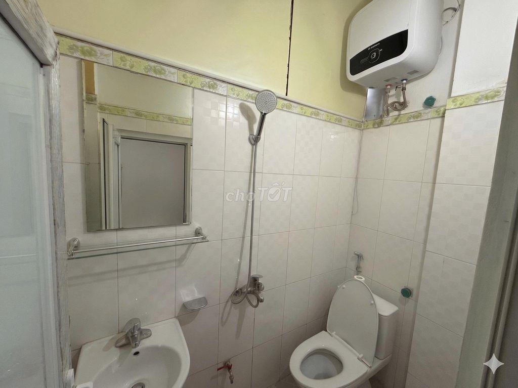 Cho thuê nhà căn góc 82 ngô quyền hà đông, 110m nhà 3 tầng, kinh doanh
