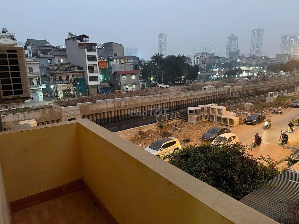 Cho thuê nhà căn góc 82 ngô quyền hà đông, 110m nhà 3 tầng, kinh doanh