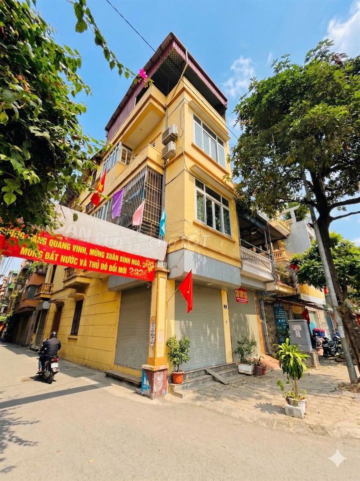 Cho thuê nhà căn góc 82 ngô quyền hà đông, 110m nhà 3 tầng, kinh doanh