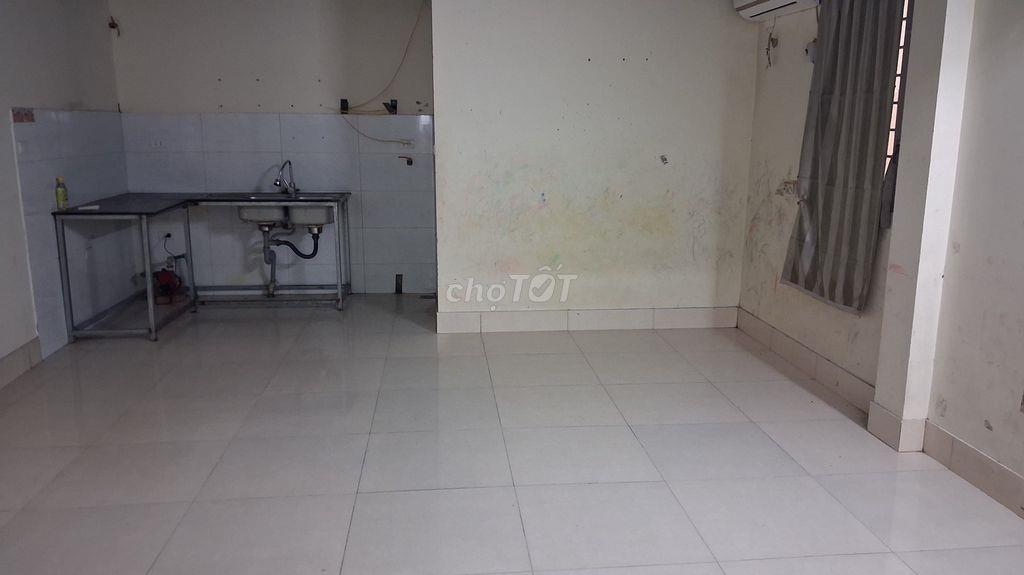 Cho thuê nhà cấp 4, đủ điều hoà, nóng lạnh
