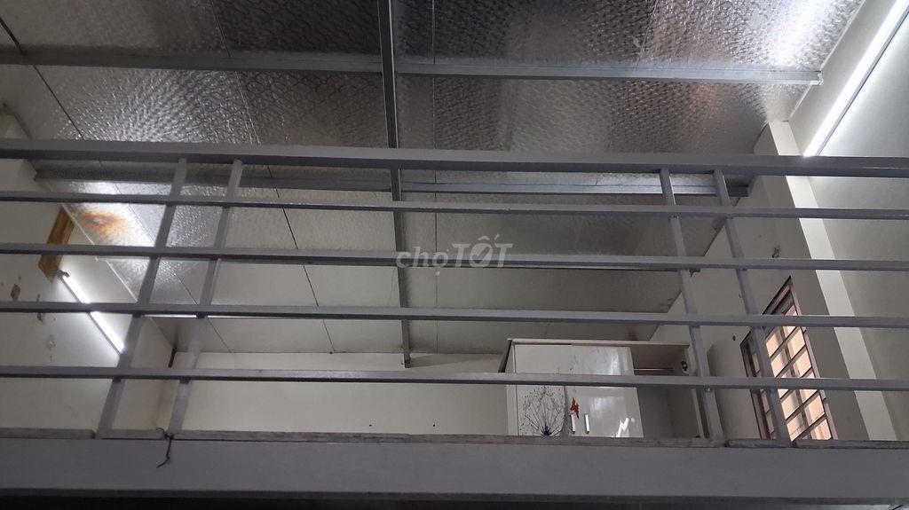 Cho thuê nhà cấp 4, đủ điều hoà, nóng lạnh