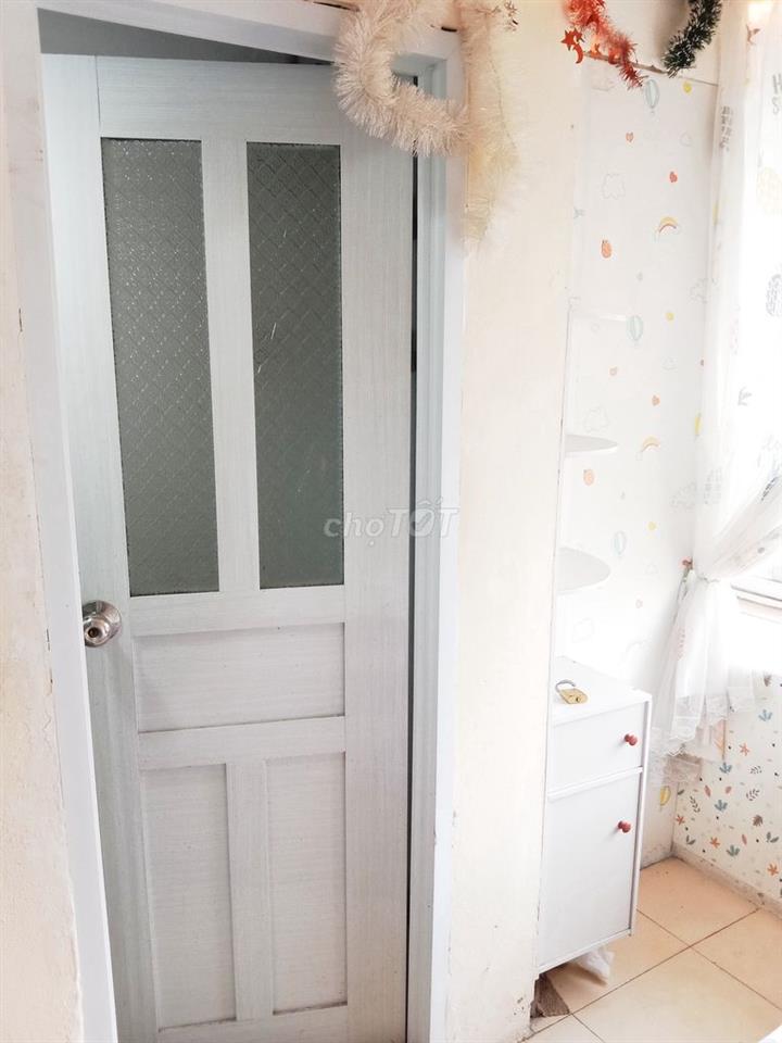 Cho thuê nhà tập thể nguyên căn điện nước giá dân