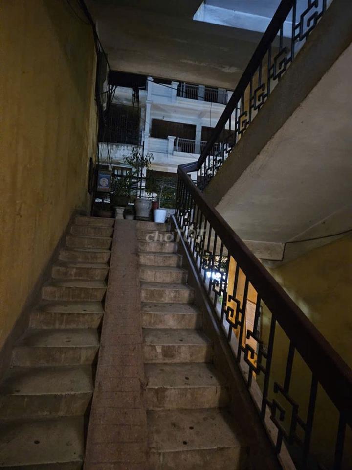 Căn hộ tập thể sổ đỏ diện tích lớn 53 m² – Tiềm năng đầu tư cao