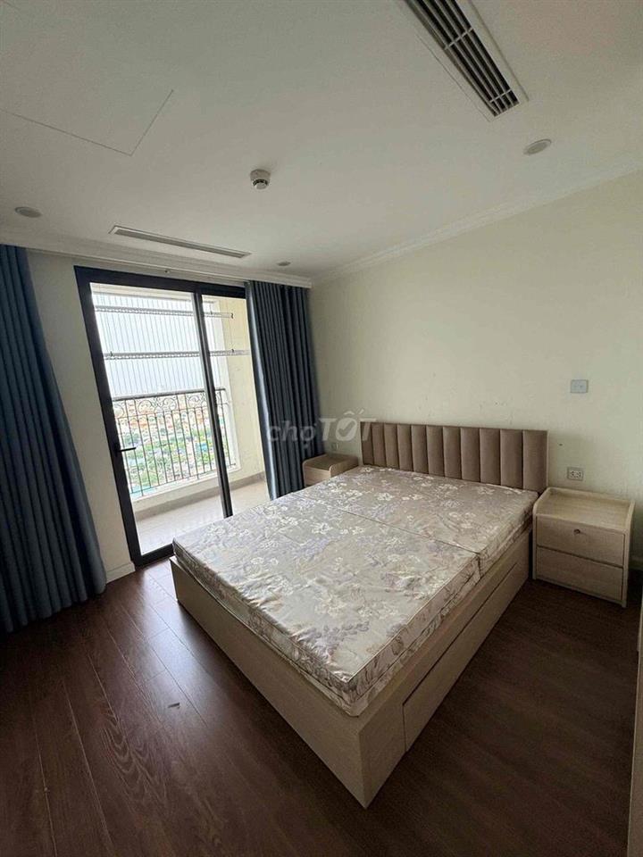 chính chủ cho thuê CHCC Sunshine Garden S2, View đẹp, thoáng mát