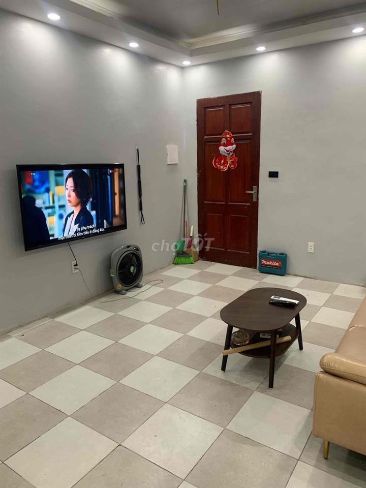 Cho Thuê căn hộ 70m2 (1 khách, 2 ngủ, p ăn+bếp)