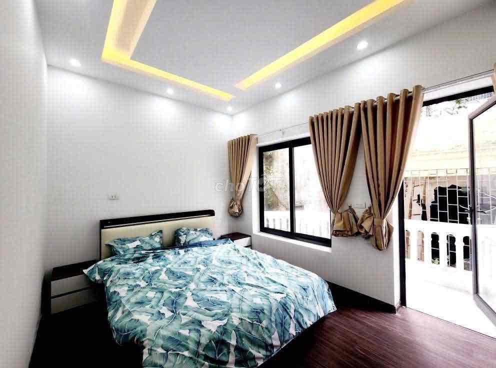Ở sướng . Kim Ngưu 50m -4 ngủ full nội thất , giá chỉ 8.7 tỷ tin ko