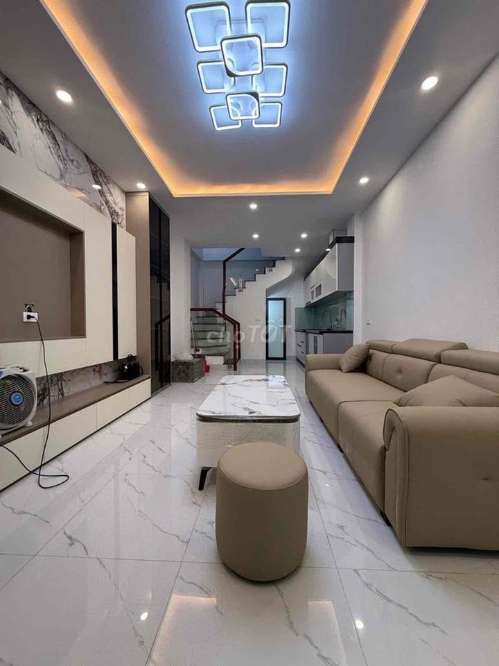 siêu hiếm .Lê Thanh Nghị ô tô đỗ cửa dừng đỗ ngày đêm , ở ,kinh doanh