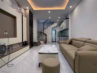 siêu hiếm .Lê Thanh Nghị ô tô đỗ cửa dừng đỗ ngày đêm , ở ,kinh doanh
