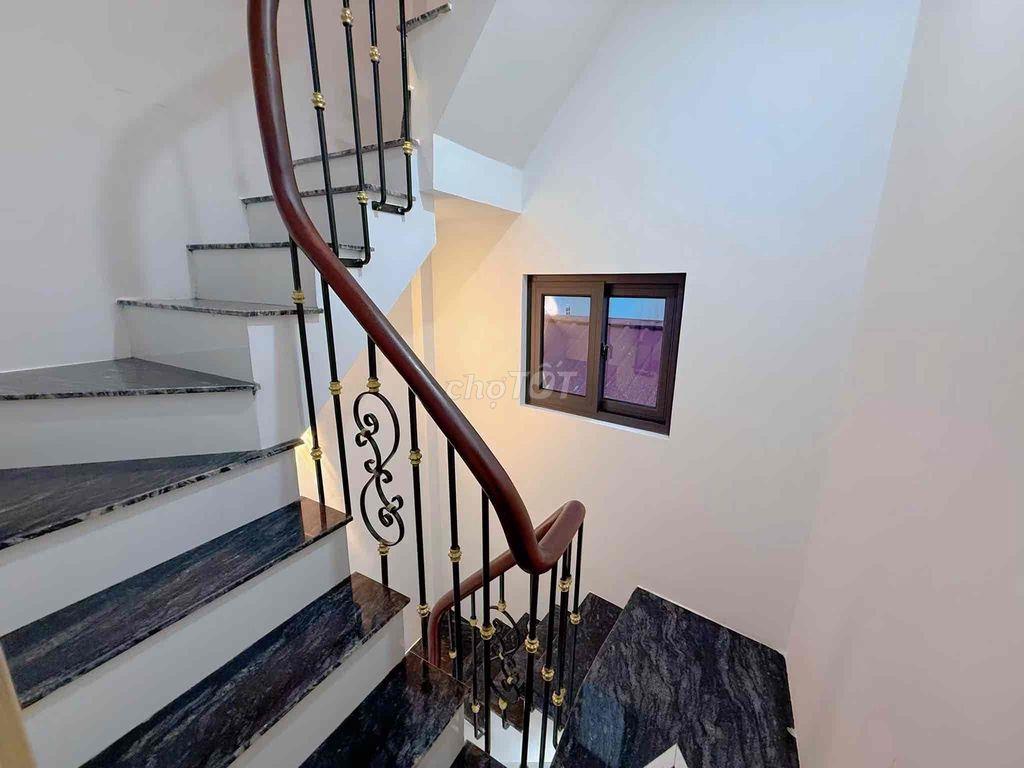 Ở siêu sướng , Minh Khai nhà đẹp full nội thất 25m-5tầng -3 ngủ