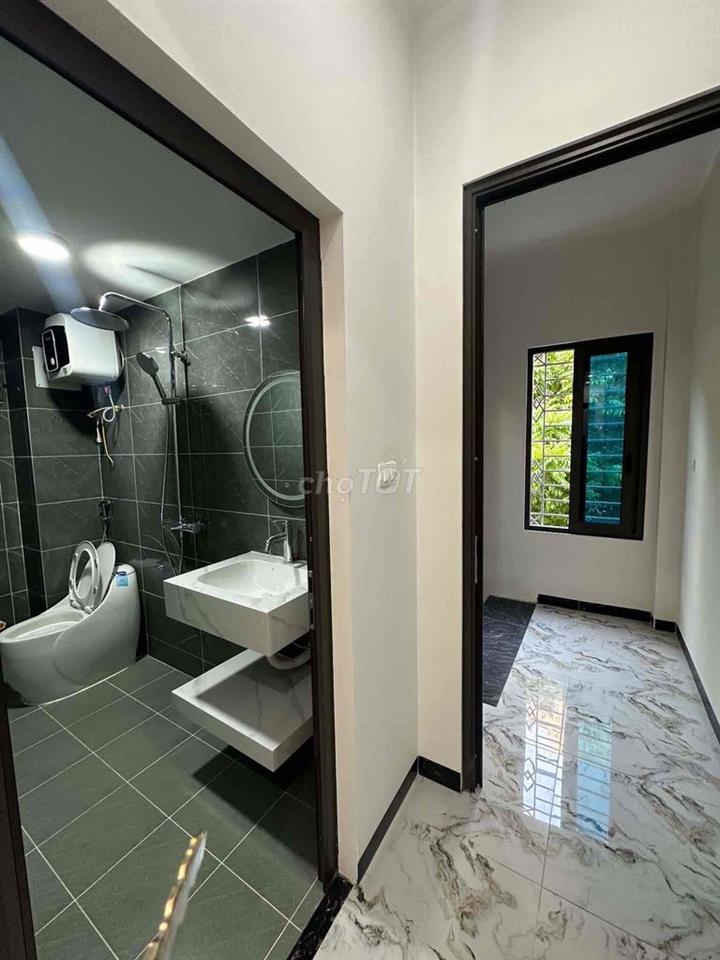 Siêu hiếm Minh Khai ngõ thông , kinh doanh , thang máy mới koong ở sưg