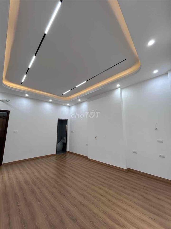 Siêu phẩm Minh Khai 50M -5 ngủ hai thoáng , ngõ nông gần phố tiện ích