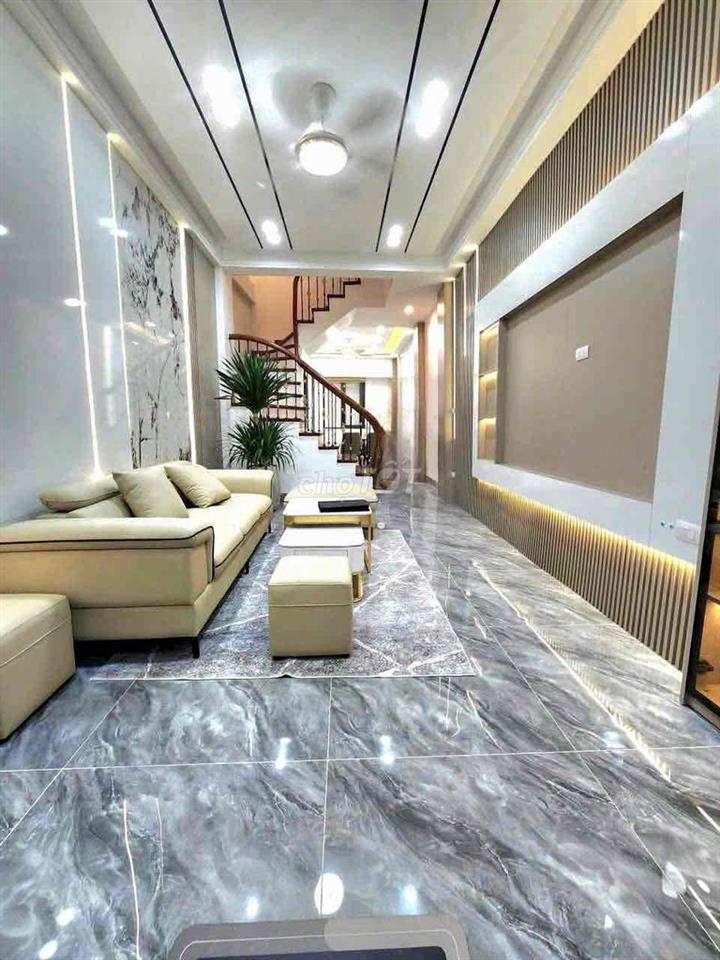 Cực đẹp phố Nguyễn Đức Cảnh, nhà mới, 30m ra mặt ngõ ô tô qua, sổ CC