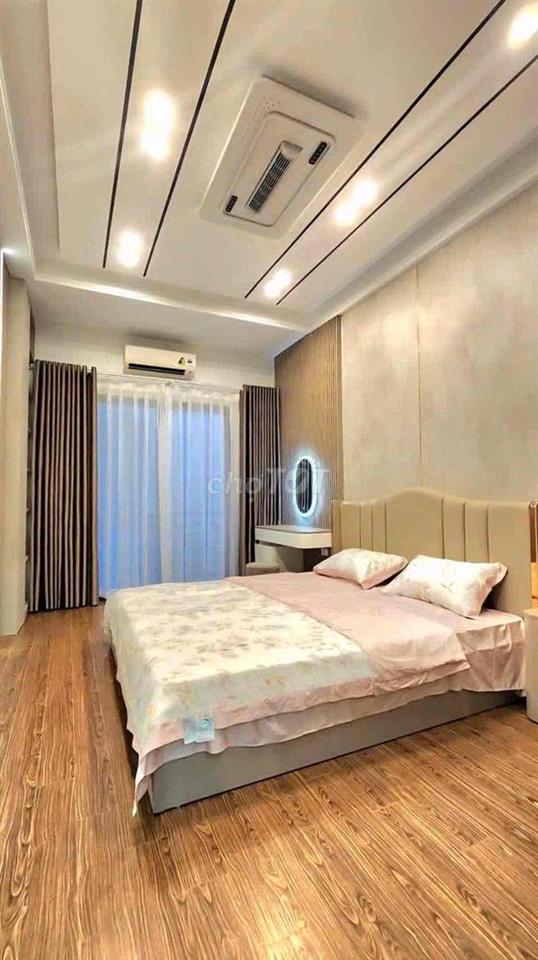 Cực đẹp phố Nguyễn Đức Cảnh, nhà mới, 30m ra mặt ngõ ô tô qua, sổ CC