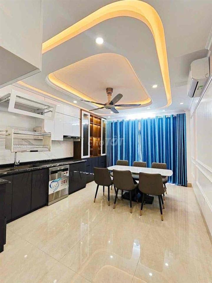 Cực hiếm . Nhà sông sét ô tô đỗ cửa 5 tầng thang máy ngõ thông full nt