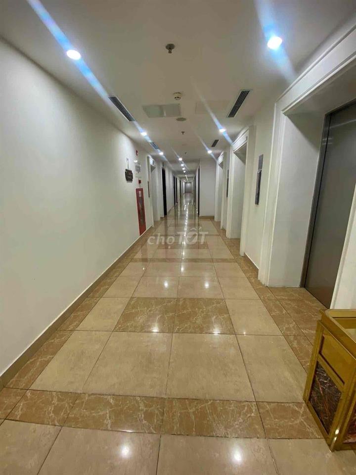 Bán căn CC Time city 75m -2ngủ -2 vc full nội thất chỉ hơn 7 tỷ .