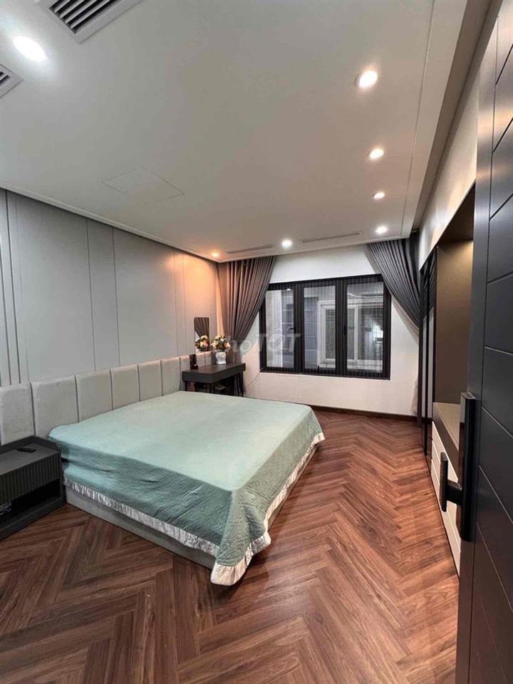 siêu vip. Phố Trần Đại Nghĩa , ngõ thông trc nhà 3m cực gần phố , ở sg