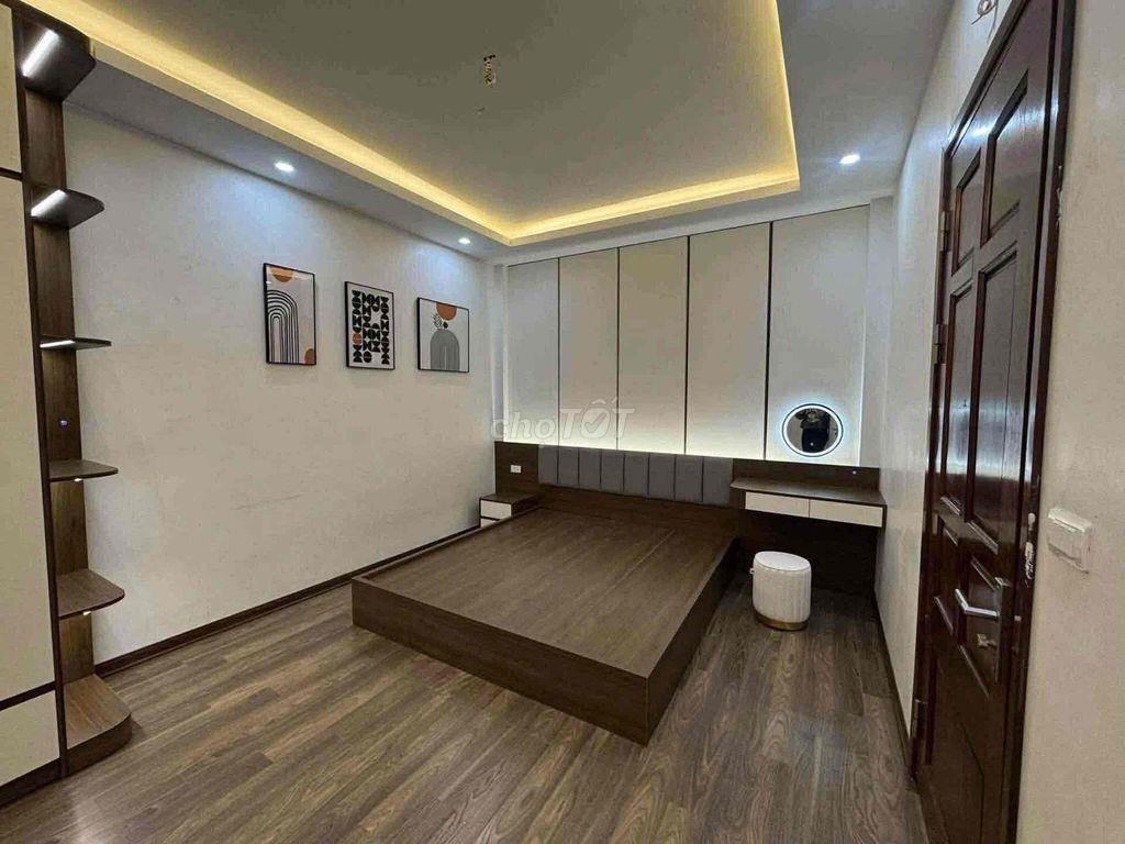 siêu vip. Phố Trần Đại Nghĩa , ngõ thông trc nhà 3m cực gần phố , ở sg