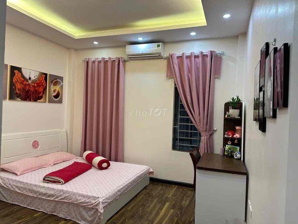 tin chuẩn . Trần Khát Chân 32m -5 tầng chỉ 6.59 tỷ cách 3 nhà ra ô tô