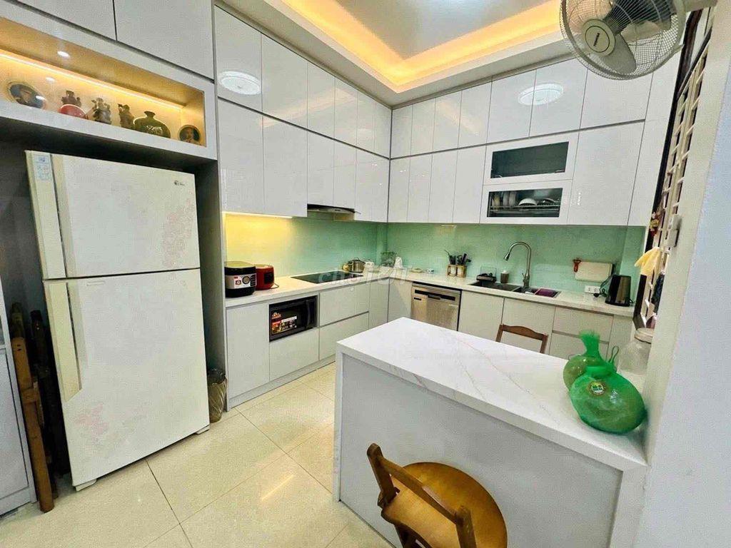 Bán nhà phố Minh Khai , lô góc nhà mới 45m -3 ngủ -150tr / năm ở sương