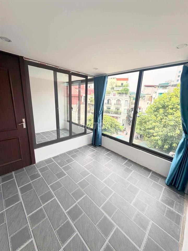 Bán nhà Bạch Mai cách phố 5m - dt 25m -5 tầng -3 ngủ .Gần Bách Kinh Xa