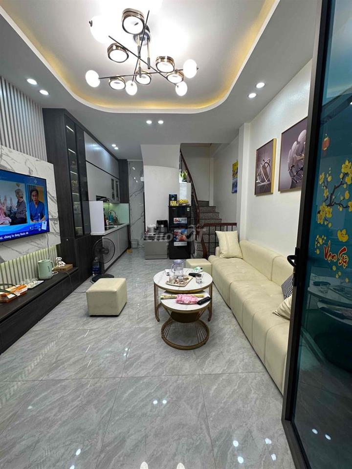 Siêu hiếm . Kim Ngưu ngõ ba gác 32m -3 ngủ full nt , giá chỉ 6.25 tỷ