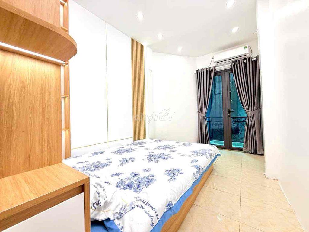 Bạch Mai gần phố 5 tầng 2 ngủ full do nhỉnh 5 tỷ gần Bách kinh xây
