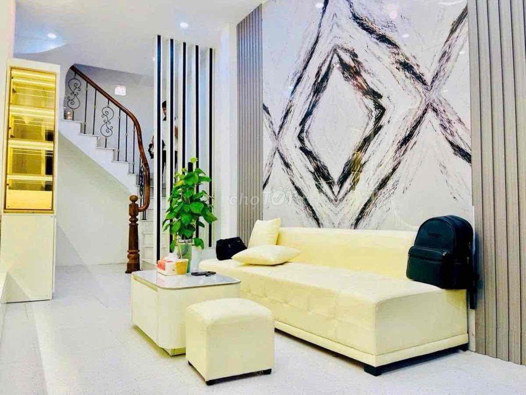 Bạch Mai cách ô tô 5M - khu vực trung tâm 3 ngủ full nt gần Bách Kinh