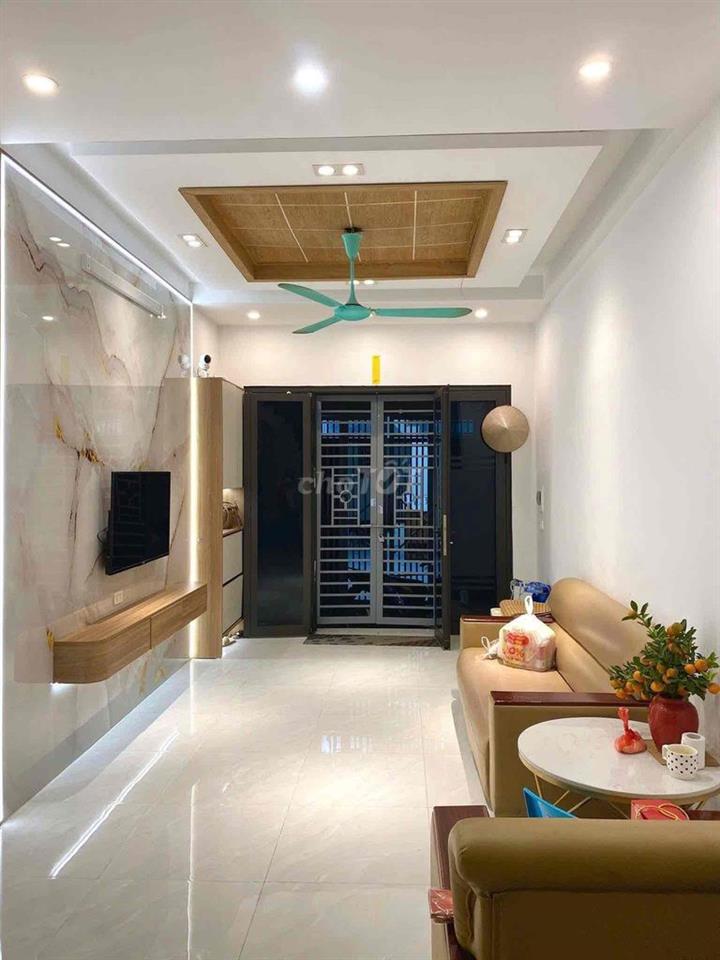Hiếm Trương Định 30m , căn góc cực thoáng ngõ ba gác rất gần phố tiện