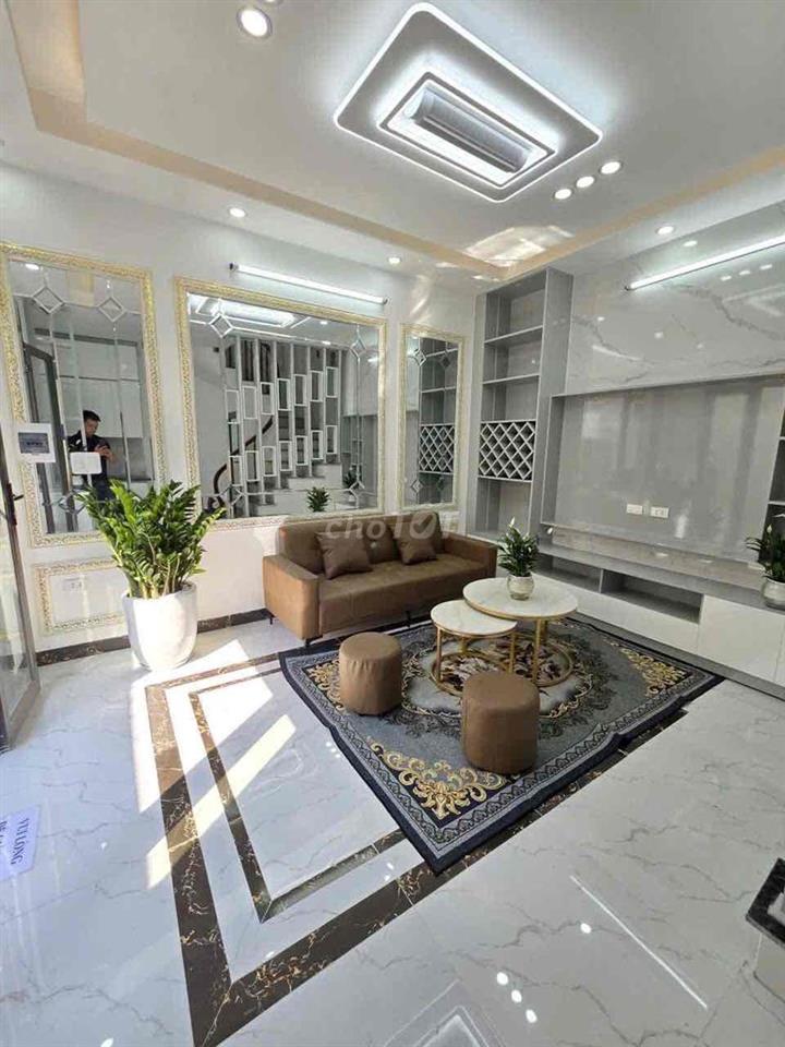Siêu ngon . Lương Khánh Thiện nhà mới koong 40m ,5 tầng ,3 ngủ full nt