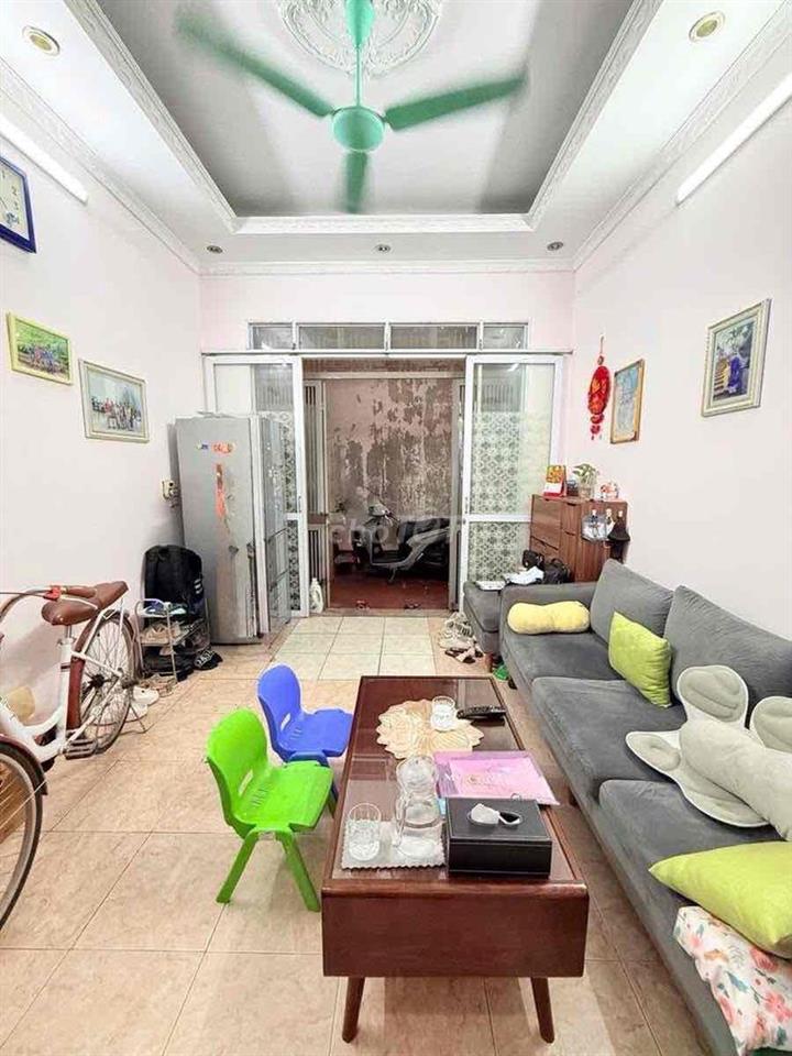 Cách mp Hoàng Mai 10m có sân để xe 30m chỉ 6.5 tỷ sát kđt Đền Lừ ở sưg
