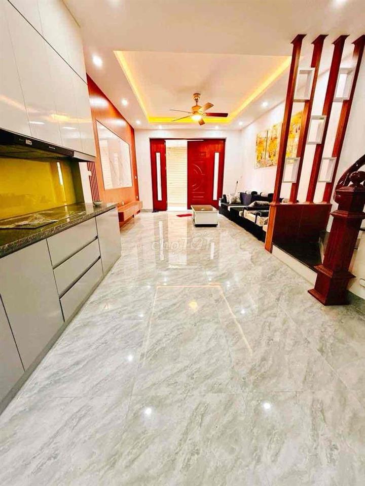 Quá đỉnh . Lương Khánh Thiện nhà mới tinh 40m ,3 ngủ sân xe riêng ở sg