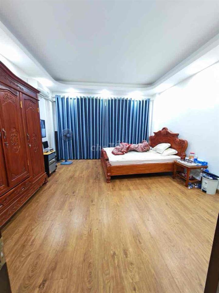 Siêu hiếm .Kim ngưu phân lô ô tô tránh thông bàn cờ vỉa hè kdoanh