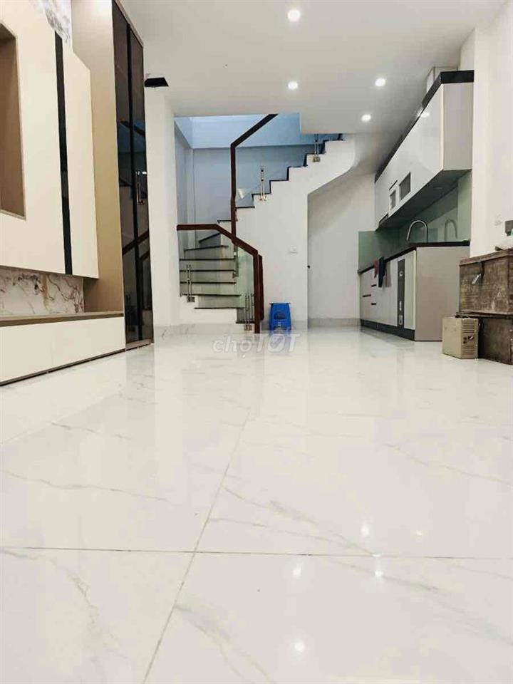 Cực hiếm . Nguyễn An Ninh ngõ thẳng tắp 3 ngủ full gần Bách Kinh-Xây