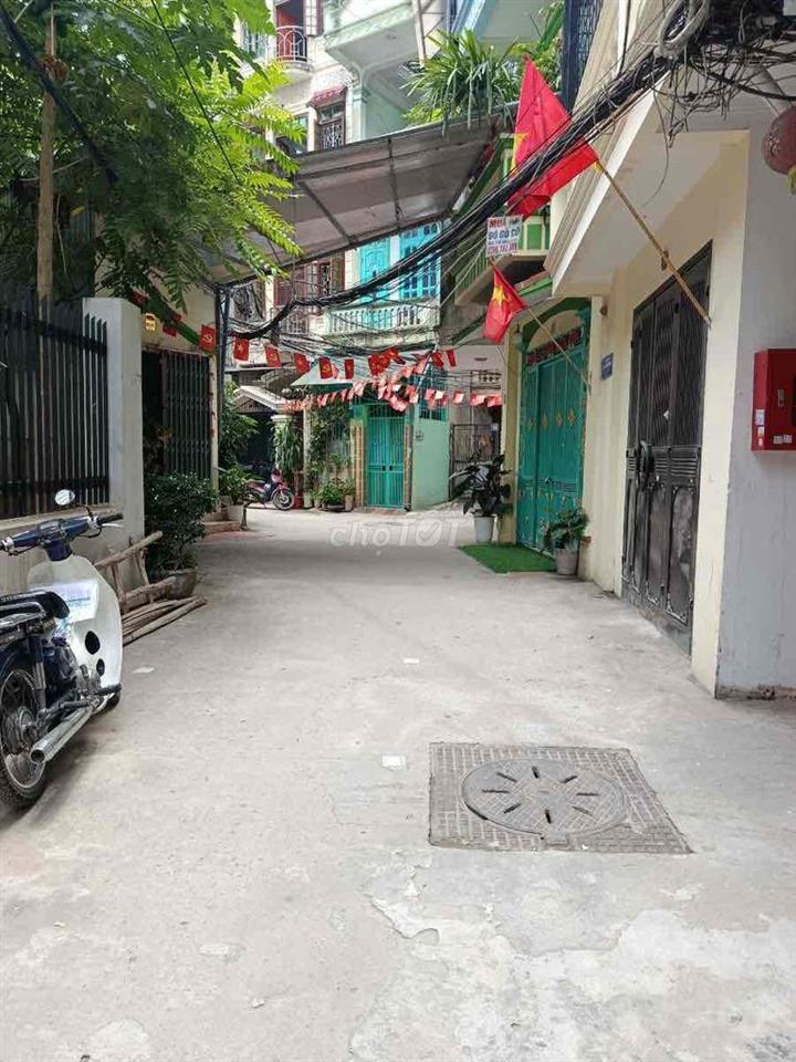Cực hiếm . Nguyễn An Ninh ngõ thẳng tắp 3 ngủ full gần Bách Kinh-Xây