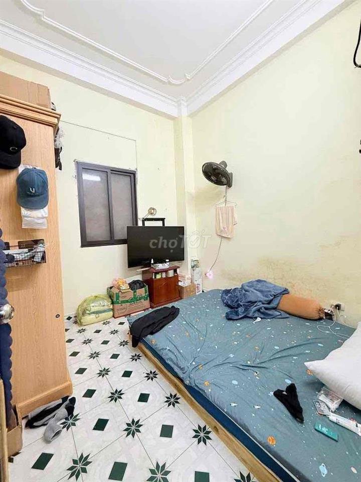 Siêu phẩm kinh doanh  phố Trương Định , 15m ra phố dân xây 5 tầng 3 ng