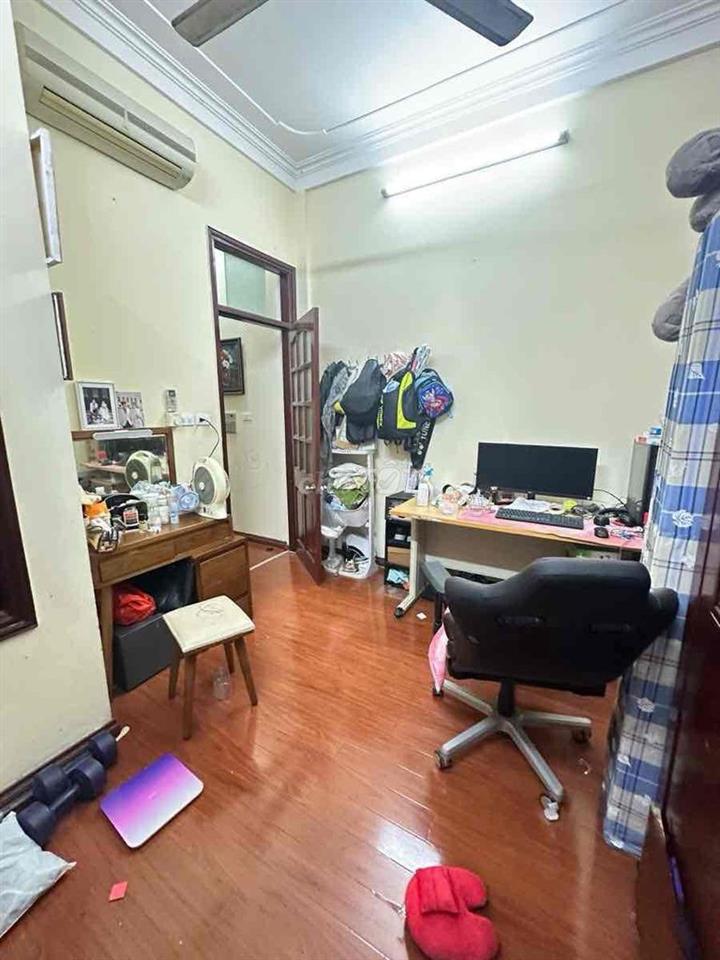 Siêu phẩm Trương Định 55m ngõ nông ,sân xe rộng chỉ 7.4 tỷ ở thoáng
