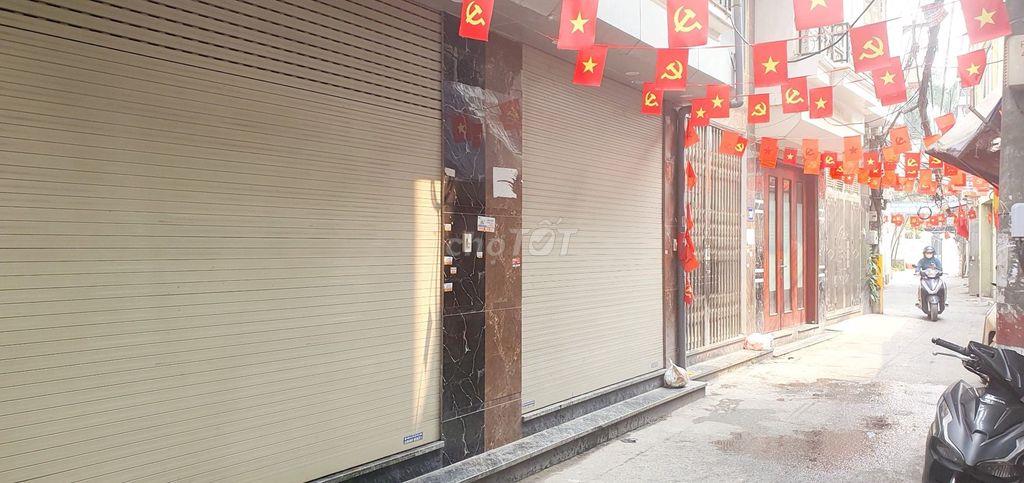 Bán nhà phố Tân Mai, Hoàng Mai  42m2, 5 tầng, sổ đỏ cc, chỉ hơn 8 tỷ