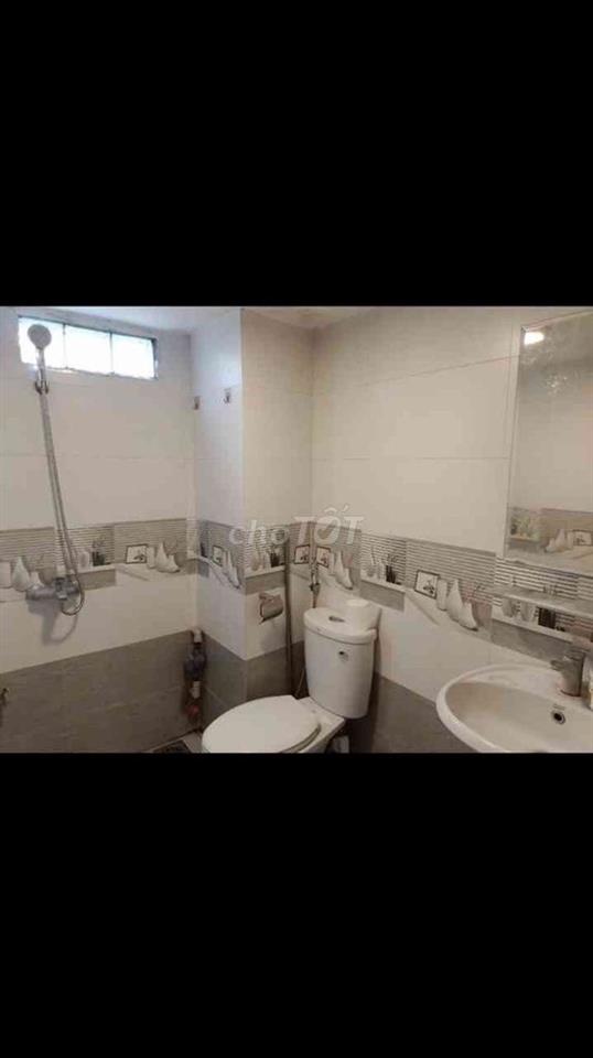 Gấp! Bán nhà phố Trương Định 37m2, 5 tầng, sổ đỏ, nở hậu chỉ 6,8 tỷ