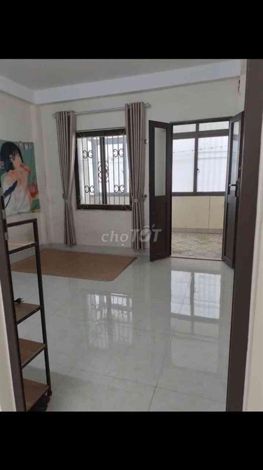 Gấp! Bán nhà phố Trương Định 37m2, 5 tầng, sổ đỏ, nở hậu chỉ 6,8 tỷ