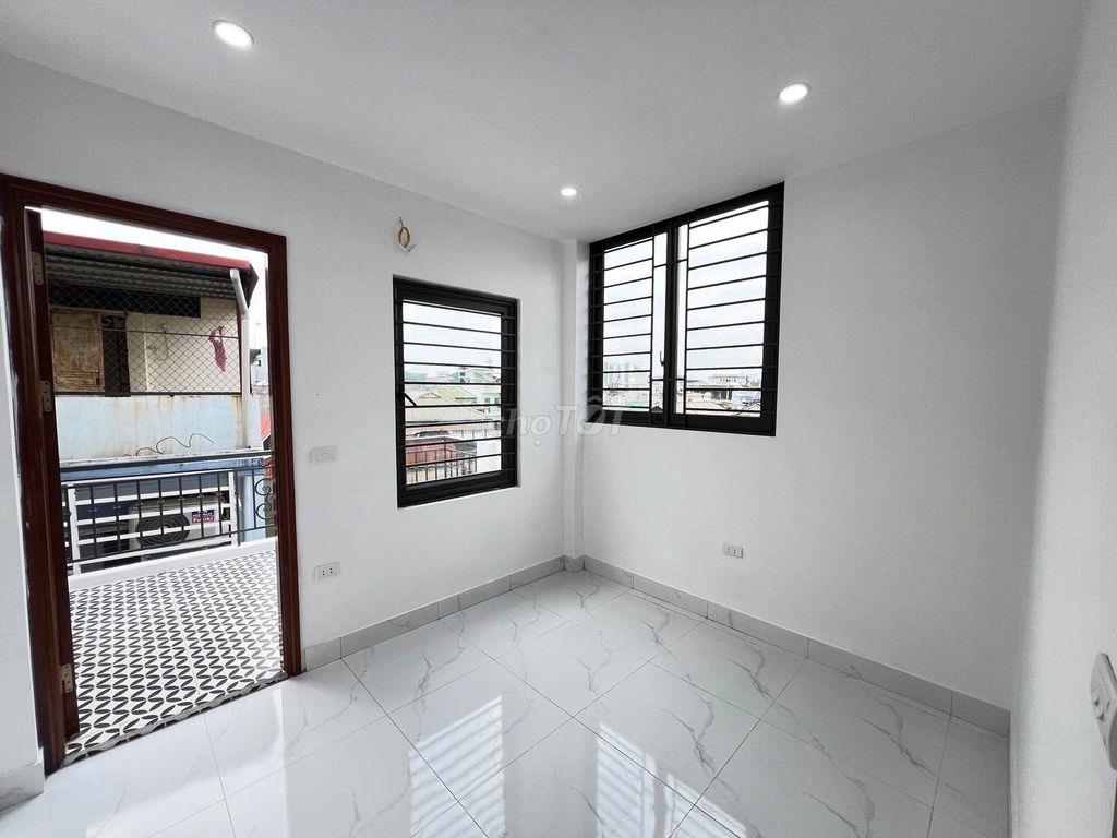 Bán Nhà Trương Định, Hoàng Mai 32m2, 6 tầng,thang máy, sổ đỏ chỉ 7,8tỷ