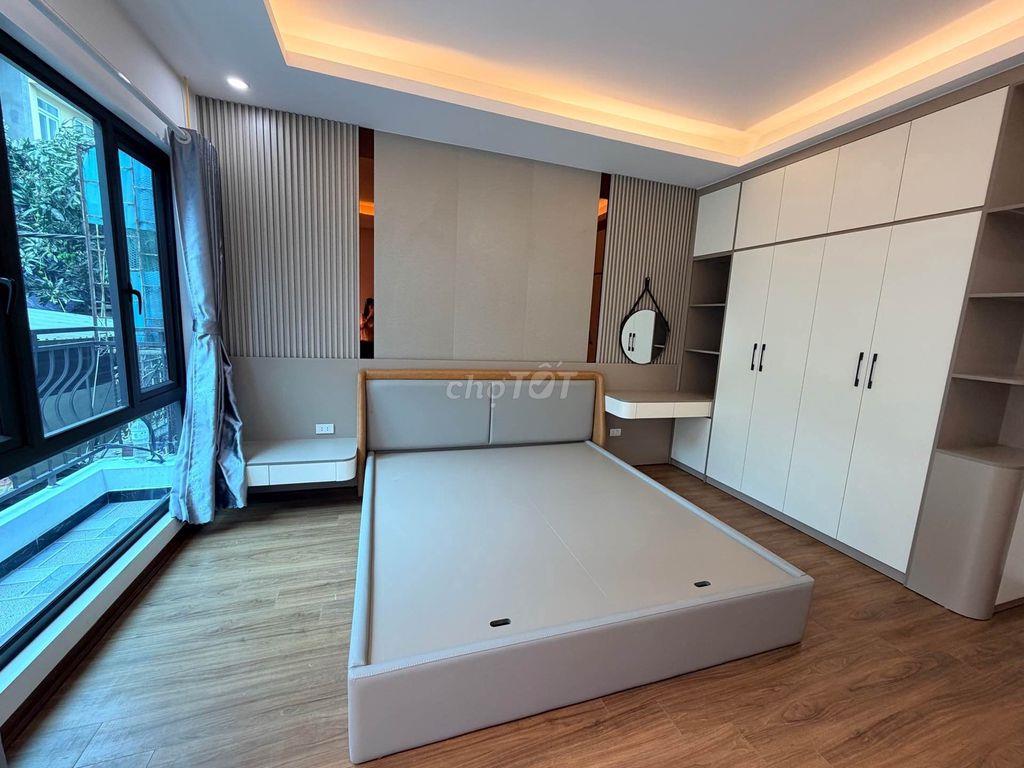 Bán nhà Minh Khai mới 33m2, 5 tầng thang máy, 3 ngủ , sổ đỏ chỉ 7,3tỷ